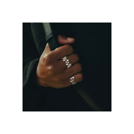 Monogram ring